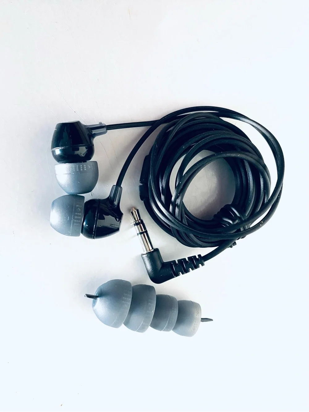 Sony Black Wired In-Ear Earbuds with Silicone Tips New
